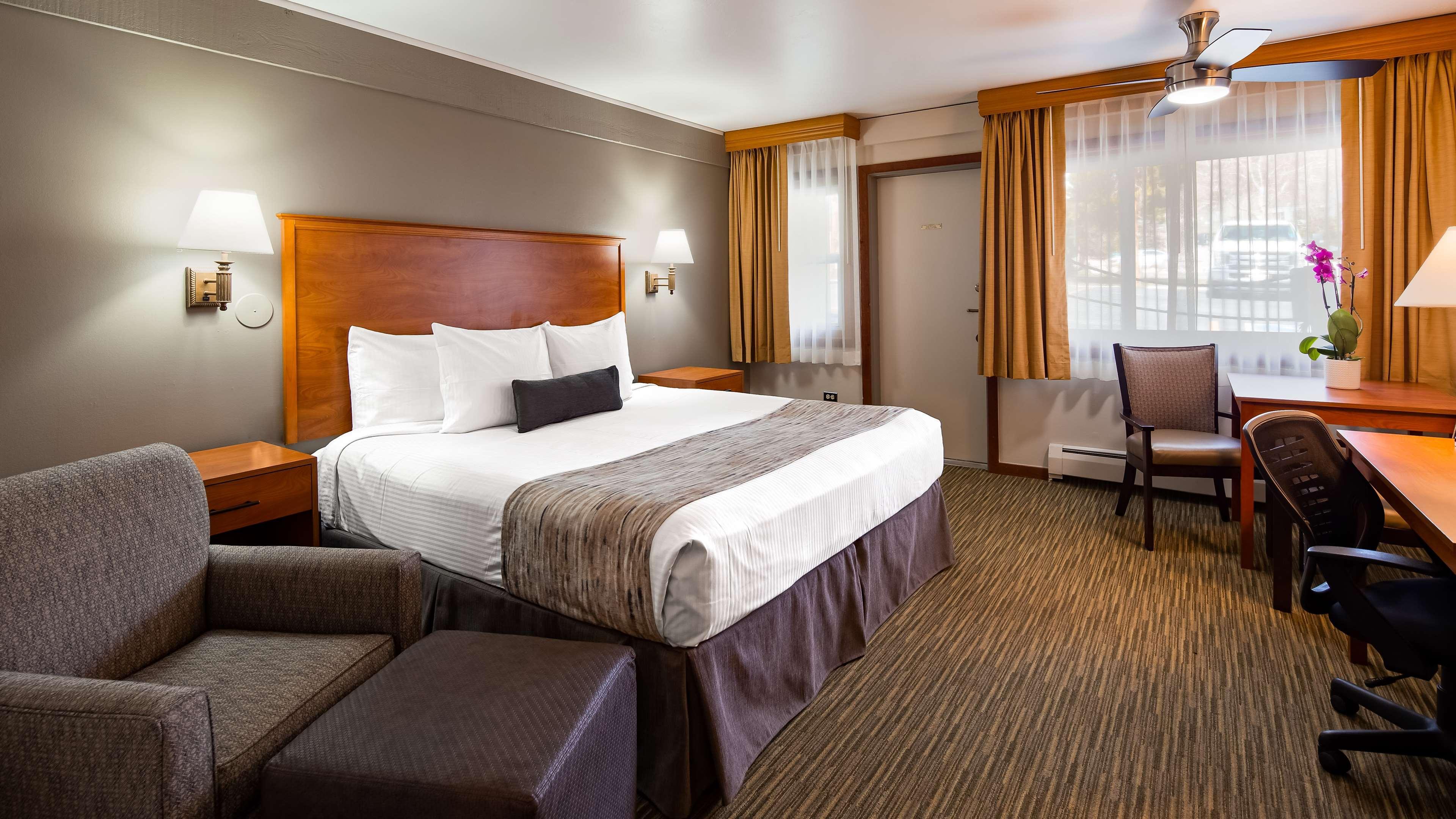 Best Western Ptarmigan Lodge Дилън Екстериор снимка