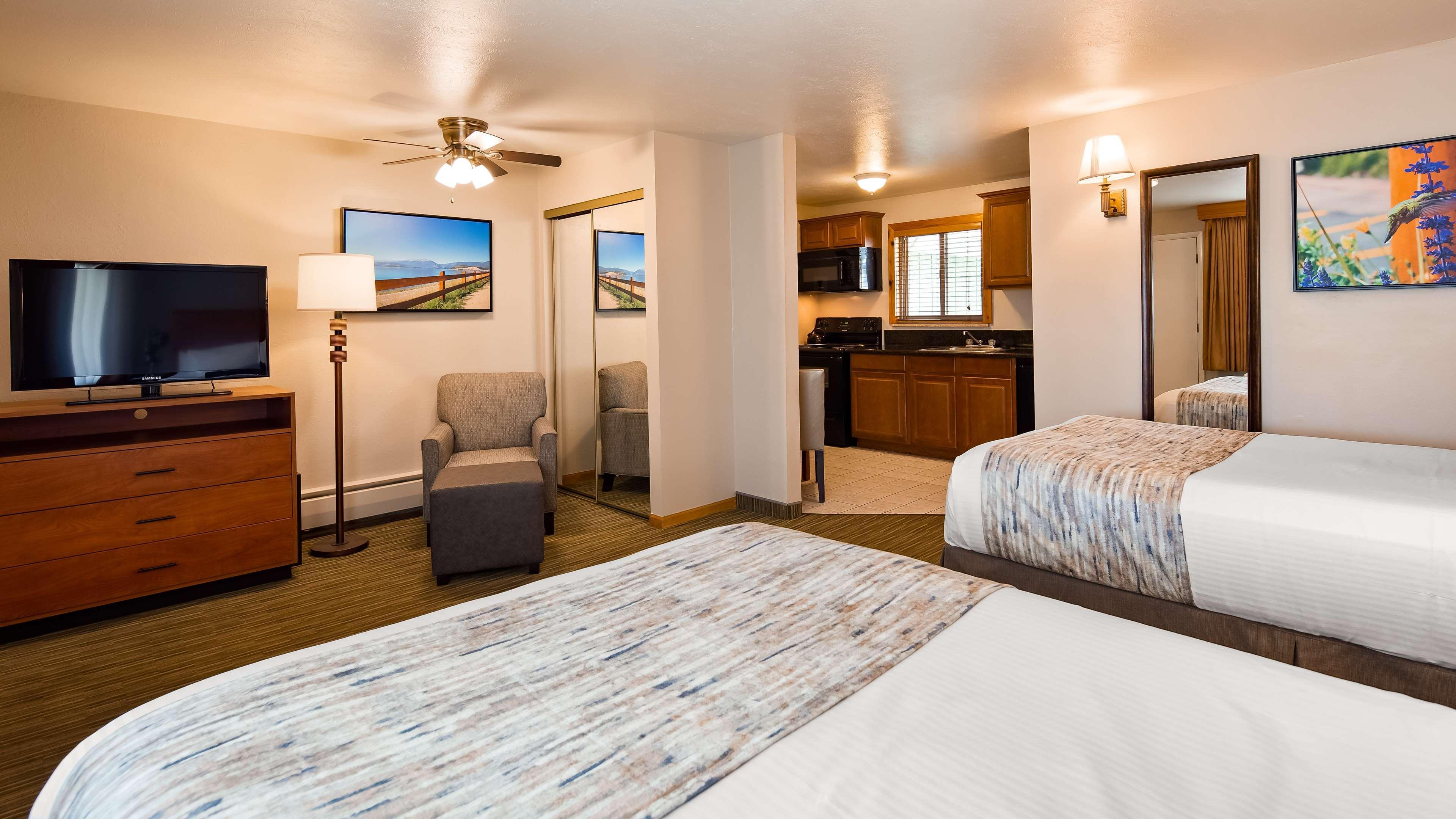 Best Western Ptarmigan Lodge Дилън Екстериор снимка
