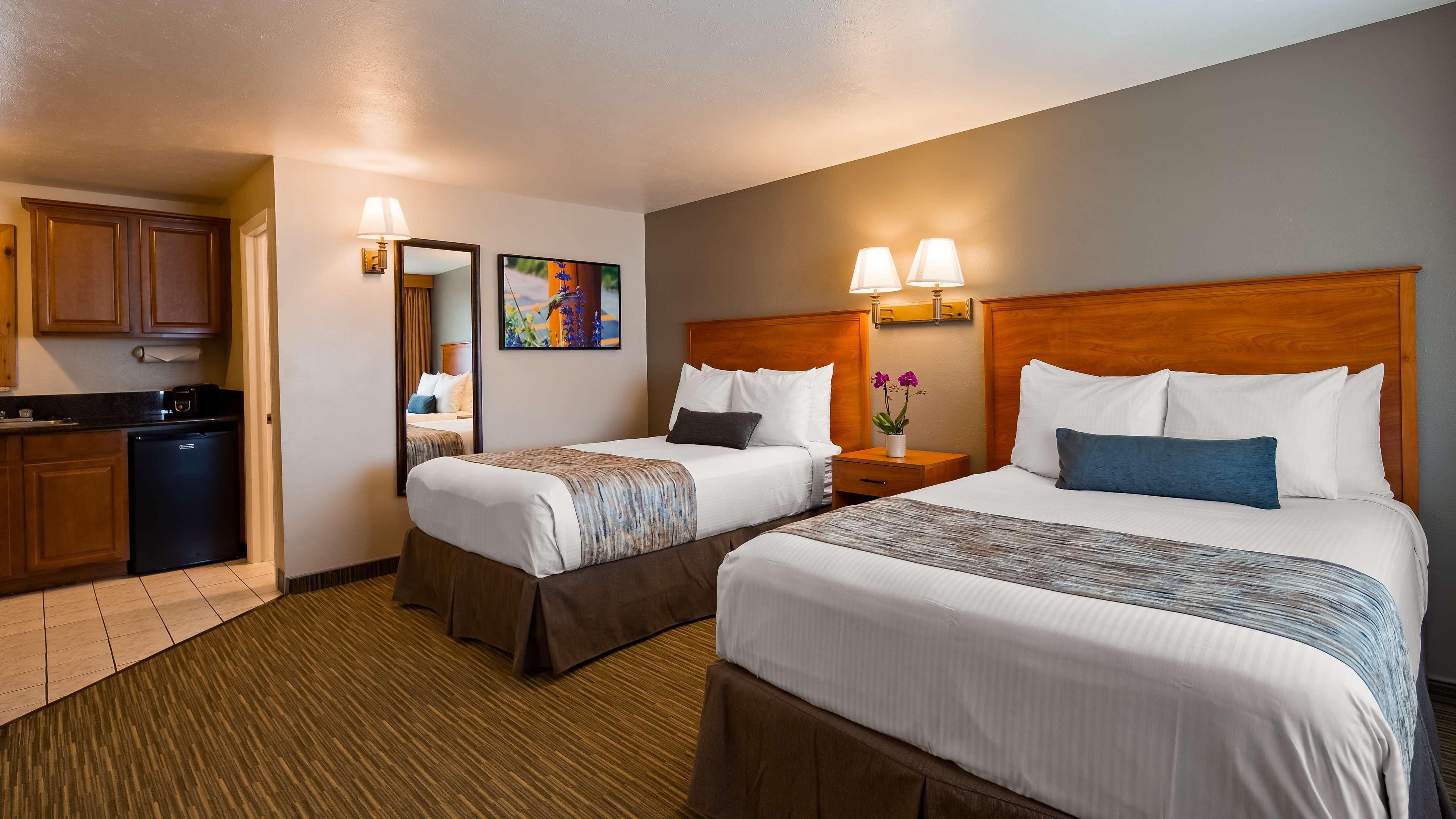 Best Western Ptarmigan Lodge Дилън Екстериор снимка
