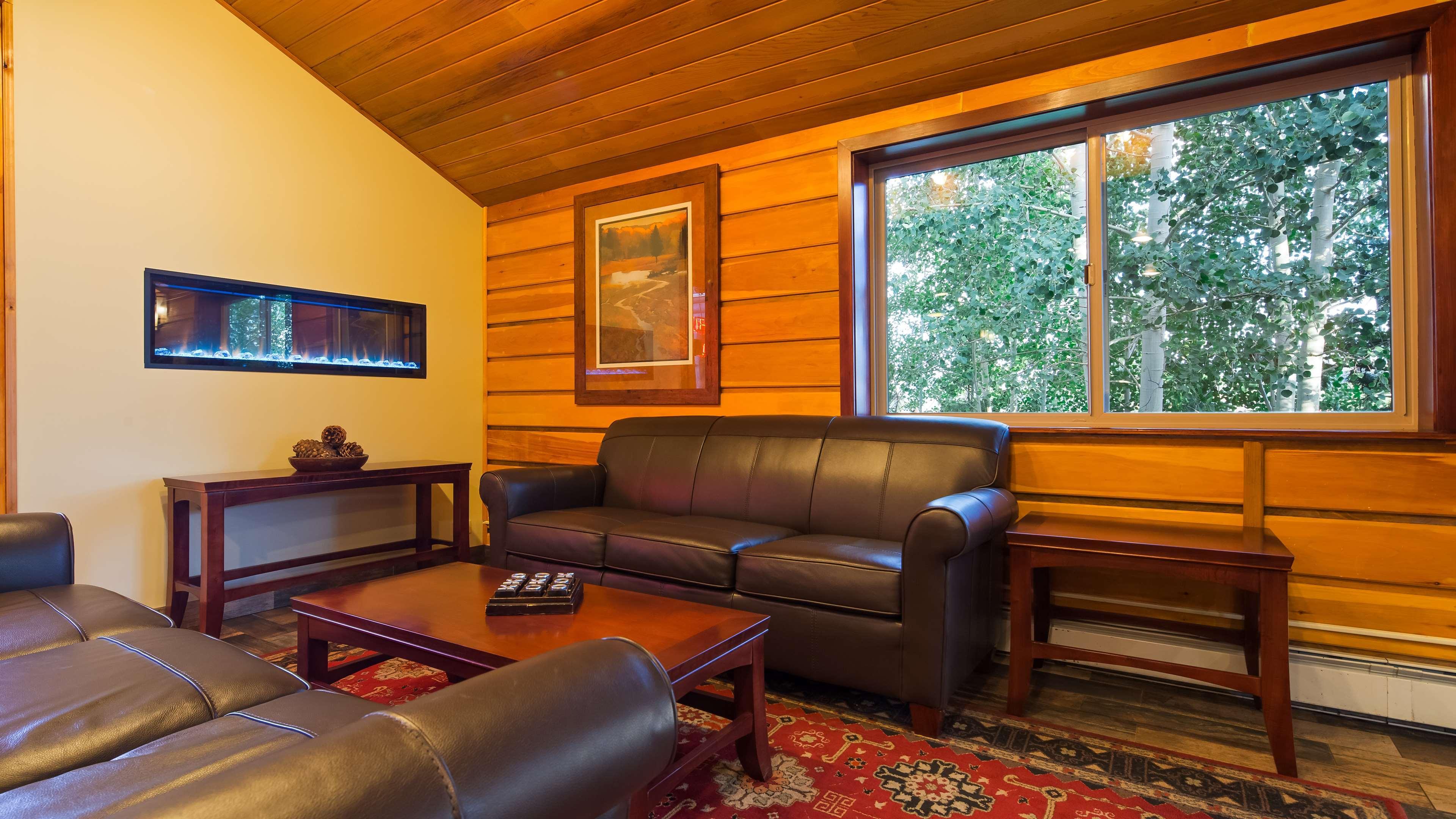 Best Western Ptarmigan Lodge Дилън Екстериор снимка