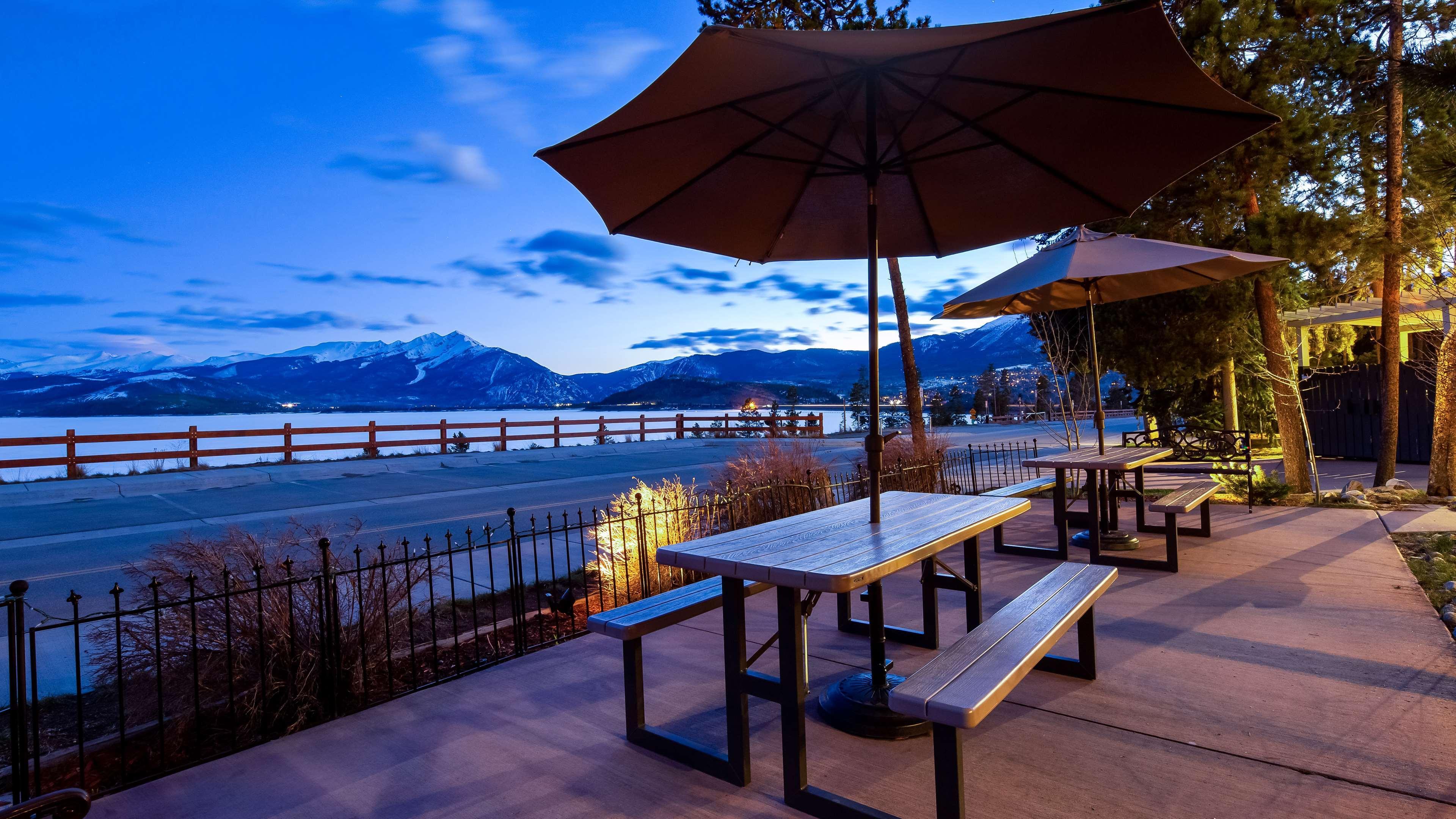 Best Western Ptarmigan Lodge Дилън Екстериор снимка