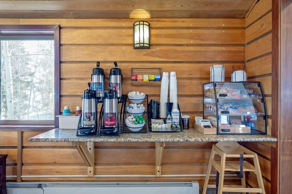 Best Western Ptarmigan Lodge Дилън Ресторант снимка